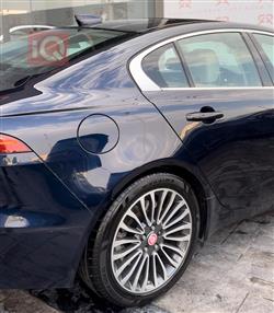 جاگوار XE